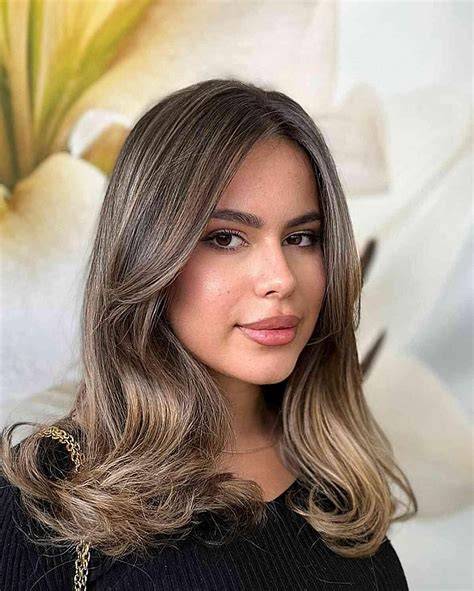 Balayage dažymo potėpių schema plaukuose